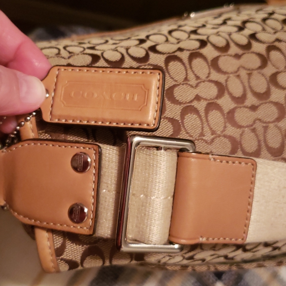 💥HP💥Coach Signature Voyager Crossbody Messenger - Picture 5 of 16